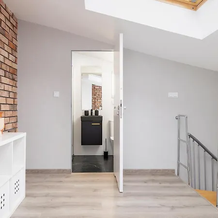 With An Ac - Dluga 52 Street